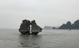 8.岩.jpg